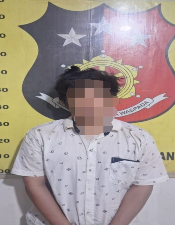 
 POLSEK GUNUNG MEGANG AMANKAN PEMILIK SENJATA API RAKITAN, MASYARAKAT DIIMBAU SERAHKAN SENPI ILEGAL SECARA SUKARELA