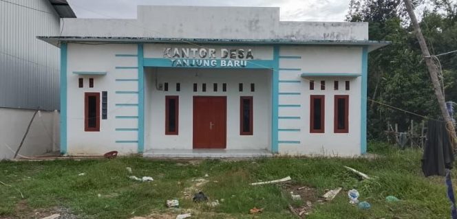 
 Kantor Desa Tanjung Baru Jarang Buka, warga sebut Kemana Tanggung Jawab Kades 