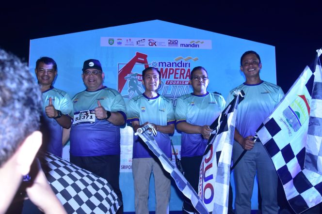 
 Dandim 0418/Palembang Hadiri Mandiri Ampera Tourism Run 2026, Ribuan Pelari Ramaikan BKB