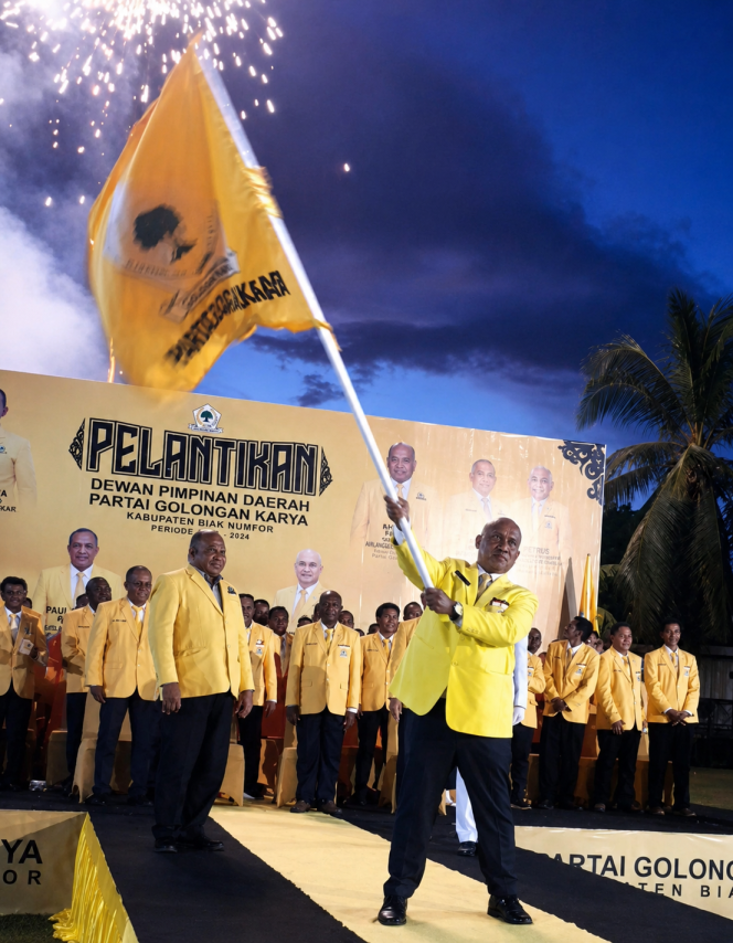 
 Markus Mansnembra Nahkodai Golkar Biak, Serukan Kerja Nyata