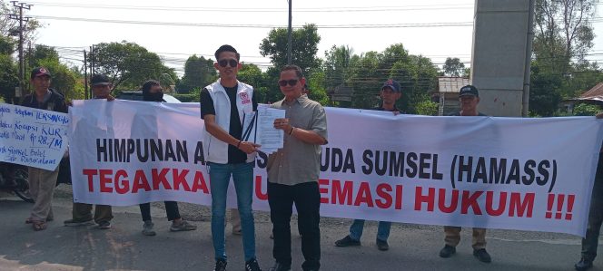 
 Gelar Aksi Damai, HAMASS Desak Kejati Sumsel Bongkar Dugaan Korupsi di Sekretariat DPRD Empat Lawang dan RSUD Empat Lawang