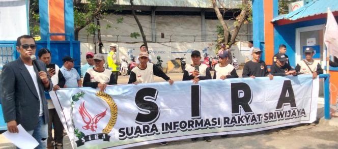 
 Diduga Tidak Memenuhi Kriteria AMDAL, IPAL Dan Kemampuan Dermaga, Massa SIRA Laporkan Dugaan Penyalahgunaan Izin Oleh PT. Lambung Karang Sakti (LKS)