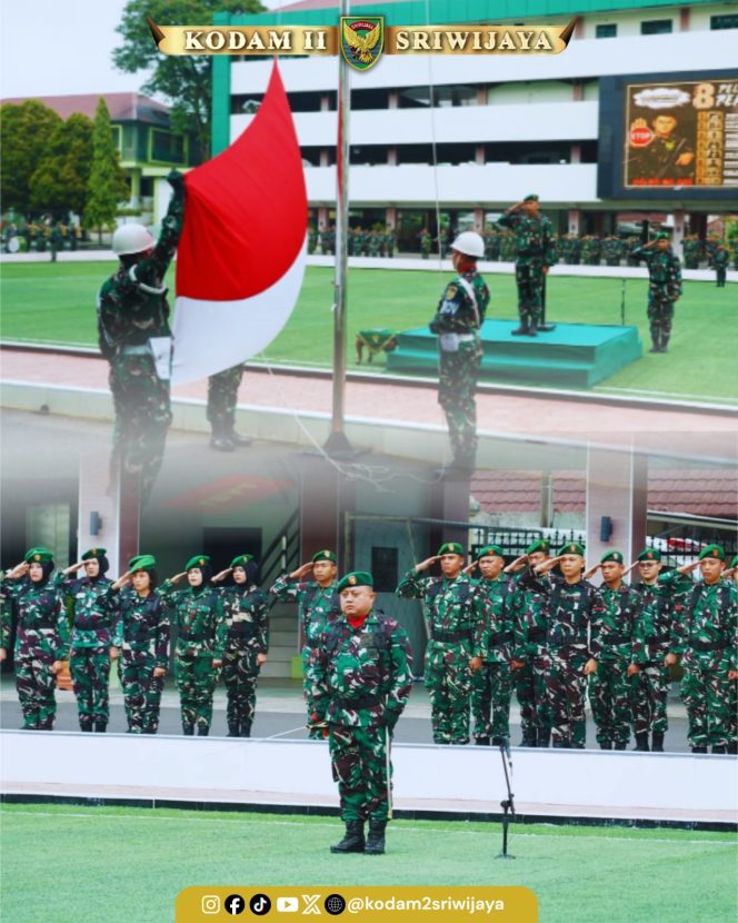 
 Aster Kasdam II/Sriwijaya Memimpin Upacara Bendera Mingguan di Makodam
