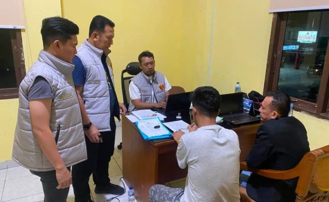 
 Website Palsu dan QRIS Ilegal Tipu Calon Peserta Bhayangkara Run, Dua Tersangka Dibekuk Lintas Provinsi