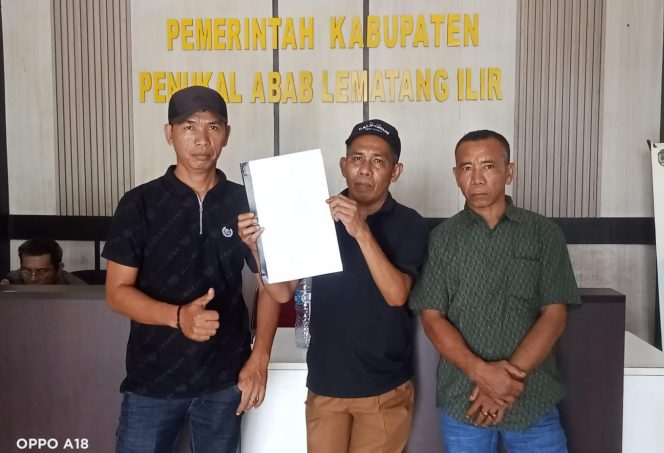 
 Sengketa Batas Wilayah di PALI Memanas, Warga Air Itam Timur Surati Kemendagri hingga PTUN