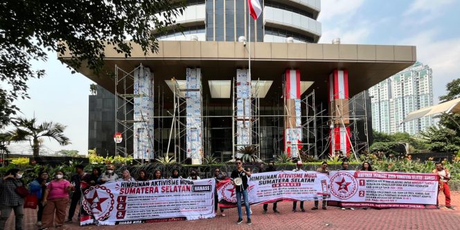 
 Aksi di Gedung Merah Putih, HAMASS Minta KPK RI Selidiki Dugaan Jual Beli Jabatan di Pemkab OKI