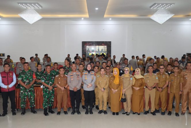 
 POLRES OGAN ILIR PERKUAT SINERGI TIGA PILAR KAMTIBMAS MELALUI FGD BERSAMA KAPOLRES