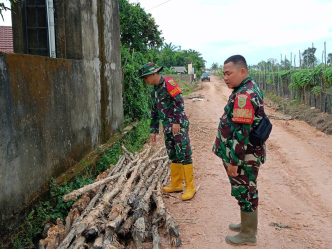 
 Wadan Satgas TMMD ke-129 Kodim 0418/Palembang Tinjau Progres Pembangunan Jalan 750 Meter yang Capai 50 Persen