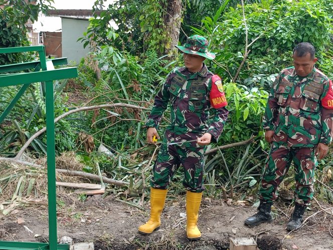 
 Wadan Satgas TMMD ke-129 Kodim 0418/Palembang Tinjau Progres Sumur Bor di Kampung Kreatif Kelurahan Talang Betutu