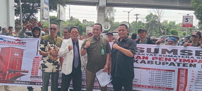 
 LASKAR Sumsel Gelar Aksi di Kejati, Soroti Dugaan Penyimpangan APBD Banyuasin Rp30,38 Miliar, Minta Kejati Turun Tangan