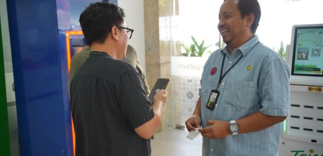 
 Pegadaian Kanwil III Sumbagsel Hadirkan ATM Emas di Palembang, Cetak Emas Kini Makin Praktis