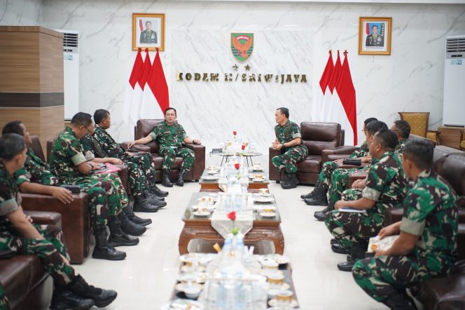 
 Pangdam II/Sriwijaya Terima Audiensi Tim Pokja Bidang Ilpengtek TNI
