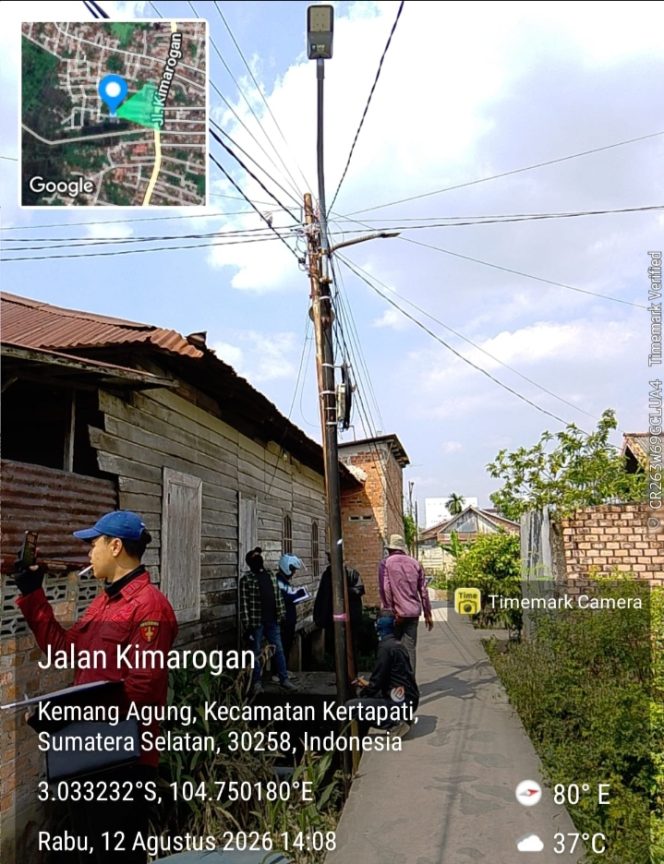 
 Kejari Pidum Periksa Pemasangan PJU di RT 33 dan RT 34 Kemang Agung
