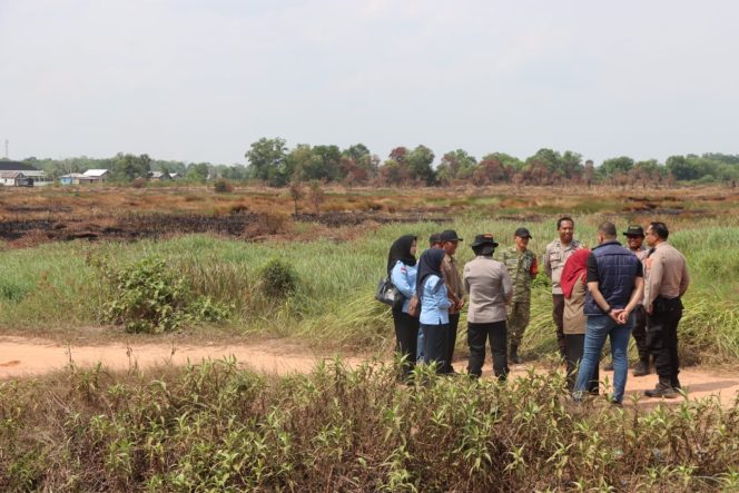 
 Panas Terik, Musim Kemarau Tiba dan Rawan Karhutla, Kapolres Ogan Ilir Cek Embung serta Persediaan Air di Pemulutan