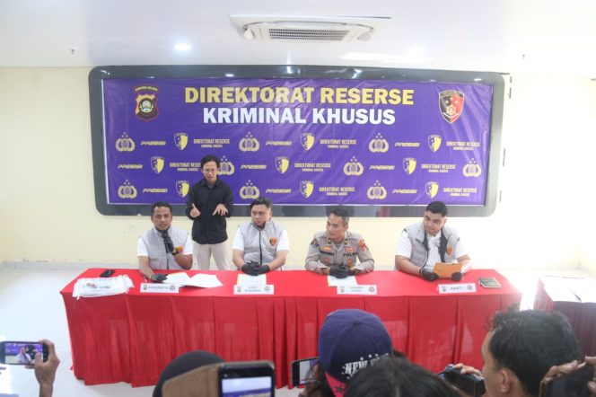 
 Operasi Terselubung di Balik Bengkel Las Terbongkar, Polda Sumsel Sita 5.350 Liter Solar Subsidi