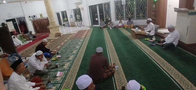 
 Musholla Nurhidayah Palembang Gelar Kajian Subuh Ahad, Jamaah Diajak Tingkatkan Ibadah dan Tambah Ilmu