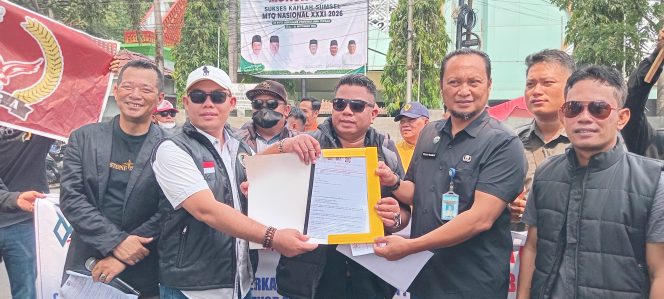 
 Koalisi LSM dan Ormas Sumsel Bersatu Desak Gubernur dan DLH Usut Dugaan Pencemaran Debu Semen Tiga Roda di Kalidoni