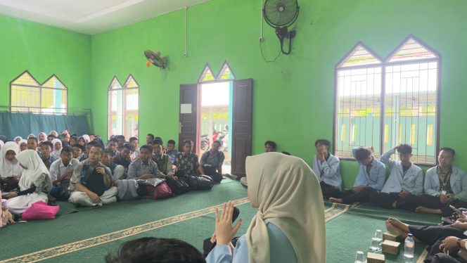 
 Pemberdayaan Generasi Muda: Mahasiswa KKN UIN Raden Fatah Gelar Sosialisasi Pencegahan Pernikahan Dini di SMAN 6 Prabumulih