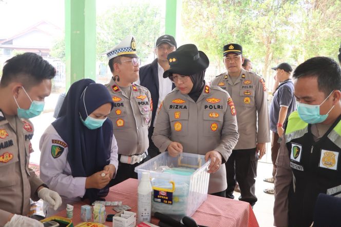 
 Antisipasi Dampak Asap, Polres Ogan Ilir Layani Pemeriksaan Kesehatan Grati