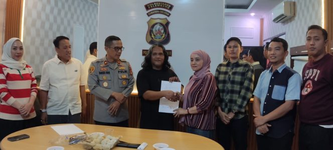 
 Polemik Kamera Wartawan dengan Security SPPG Tangga Takat Berakhir Damai di Mapolsek SU II